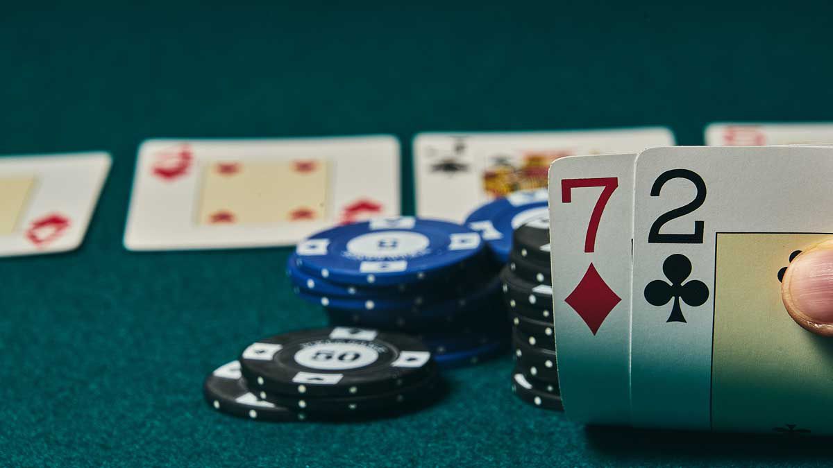 5 Mẹo Bluff Poker Sunwin giúp bạn "cân" mọi bàn đấu